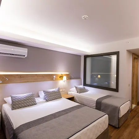 Üdülőközpont Narcia 5*