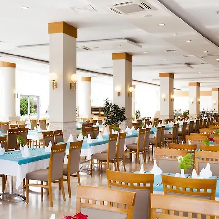 Ośrodek wypoczynkowy Narcia 5*
