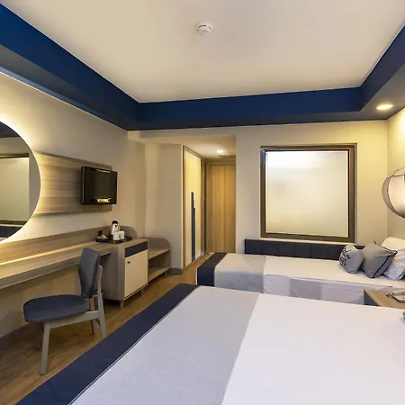 Narcia - Ultra Resort Side