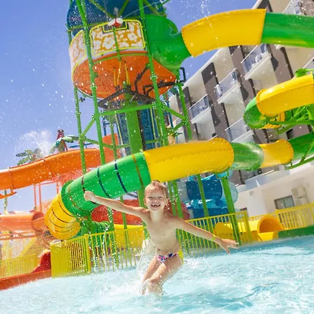 Resort Narcia - Ultra Side