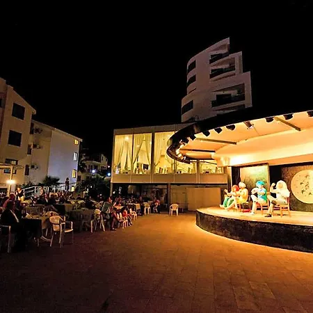 Resort Narcia 5*
