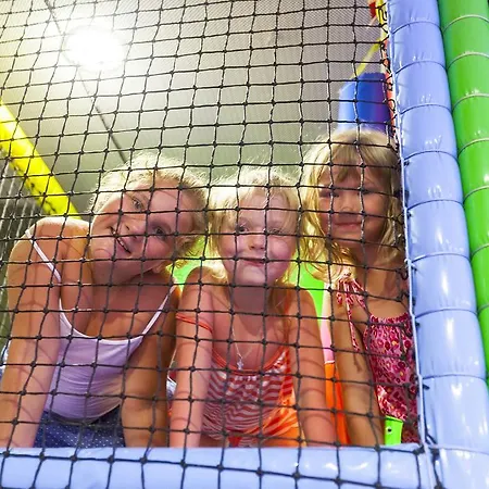 Resort Narcia - Ultra Side